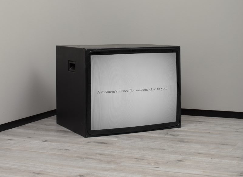 THE BLOCK – Douglas Gordon
A Moment’s Silence (For Someone Close to You), 1998
Single channel video, silent, 2 min continuous loop
Variable dimensions, Edition of 3 + 1 AP
© Studio lost but found/VG Bild-Kunst, Bonn, 2021. Photo: Lucy Dawkins. Courtesy Gagosian. 2021/10/08 – 2021/10/19